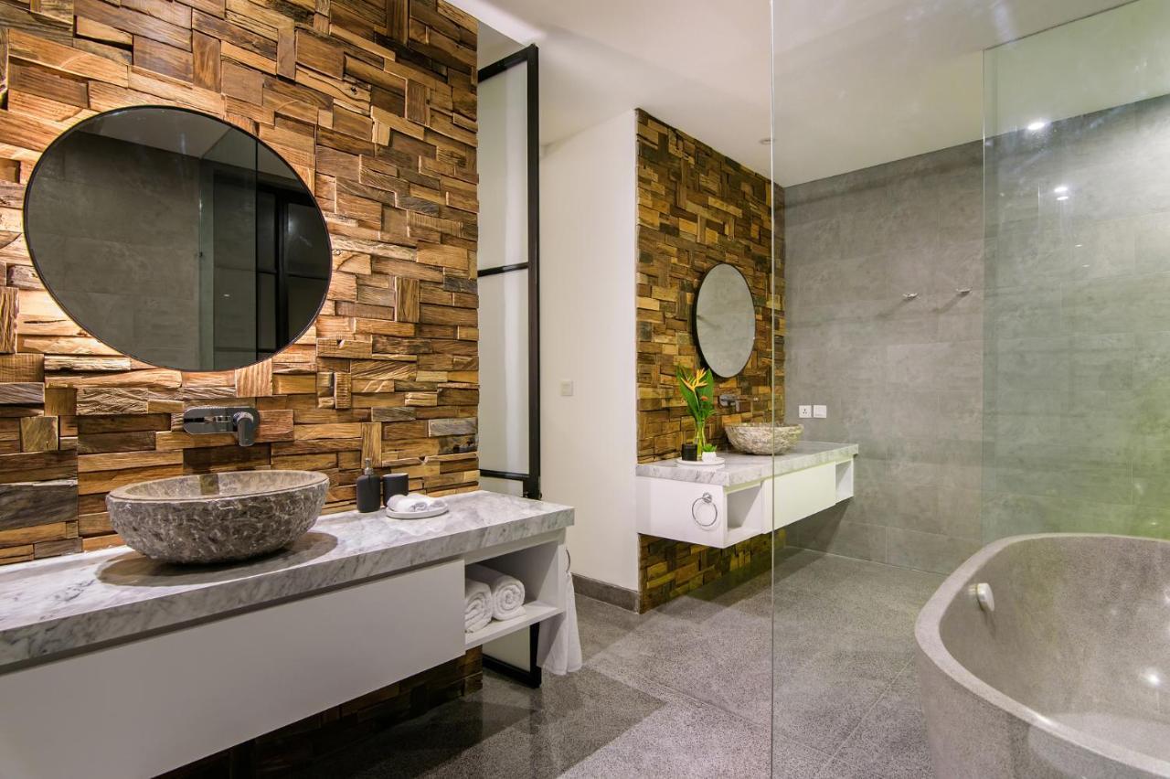Villa Soho- Luxury & Indulgence - Close To Finns Beach Club Canggu  Bagian luar foto