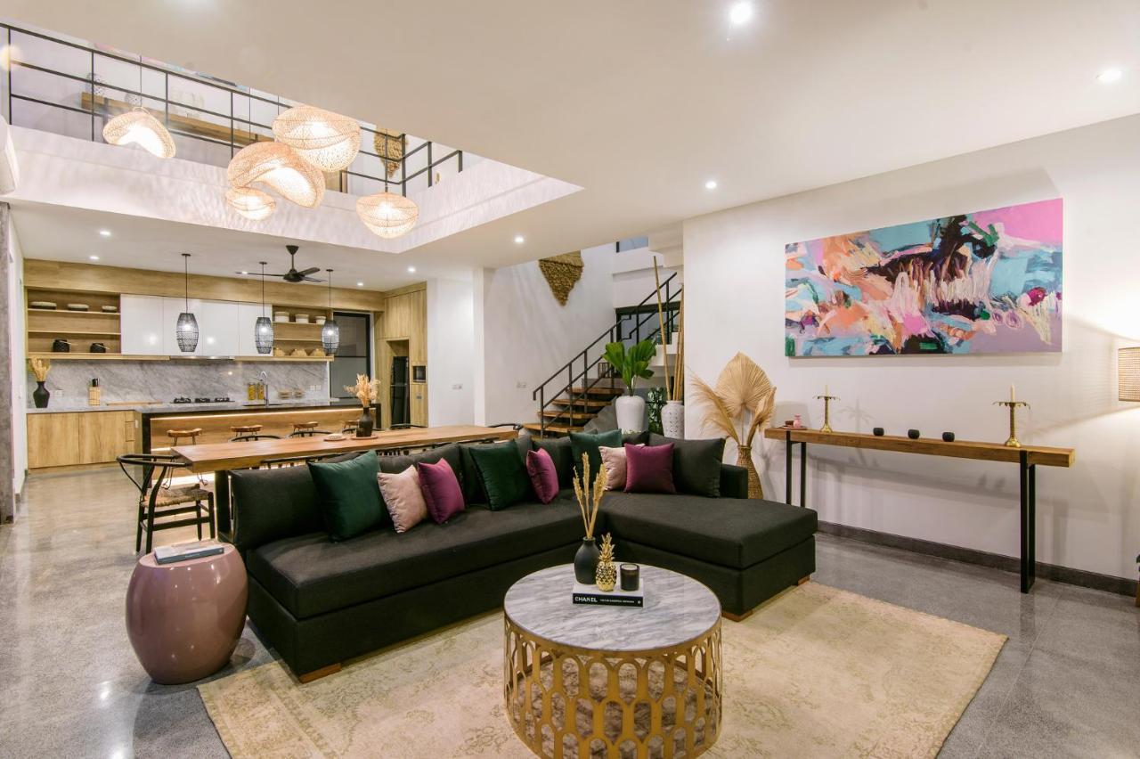 Villa Soho- Luxury & Indulgence - Close To Finns Beach Club Canggu  Bagian luar foto
