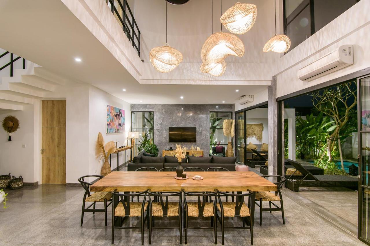 Villa Soho- Luxury & Indulgence - Close To Finns Beach Club Canggu  Bagian luar foto